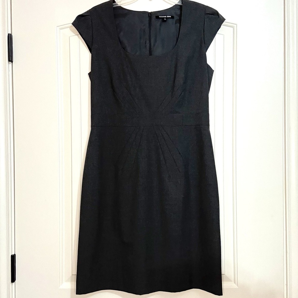 Gianni Bini Dress Sz‎ 10 Grey Cap Sleeve Sheath Corpcore Career Minimalist